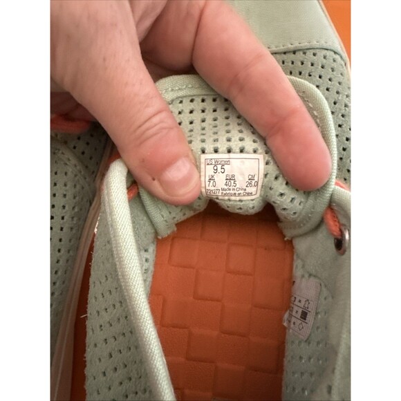 Vans Rhea Square Perf Suede Gossamer Green Casual Sneakers Women's 9.5 - Picture 15 of 15